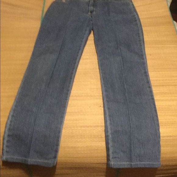 Gloria Vanderbilt High rise Straight leg Jeans  6 - Picture 3 of 3
